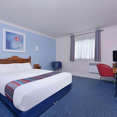 Travelodge Bromsgrove Marlbrook Phòng bức ảnh