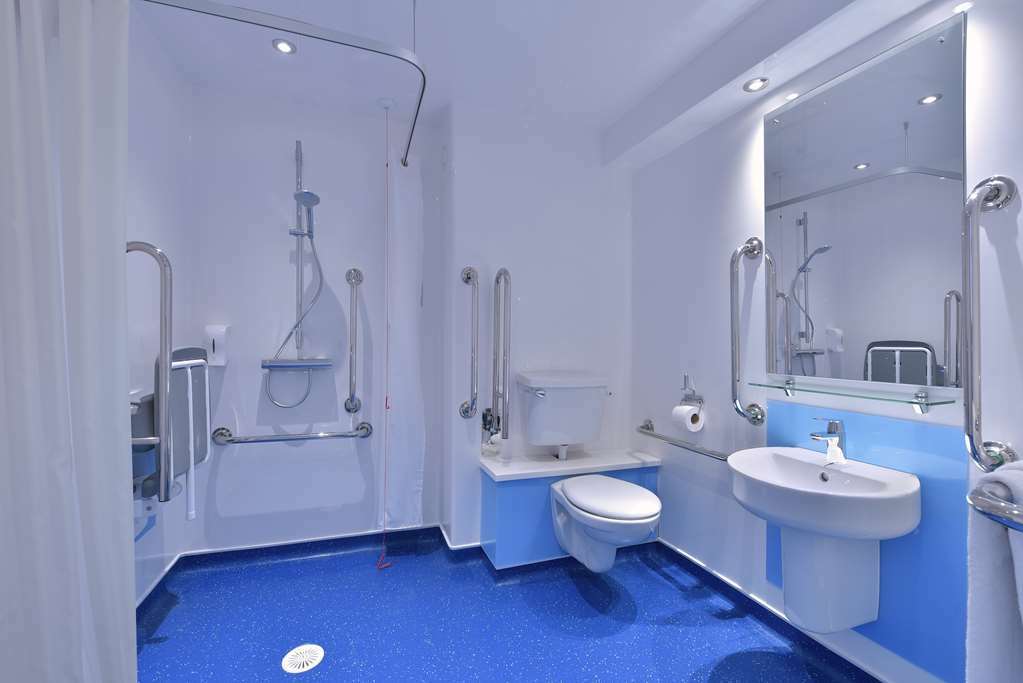 Travelodge Bromsgrove Marlbrook Phòng bức ảnh